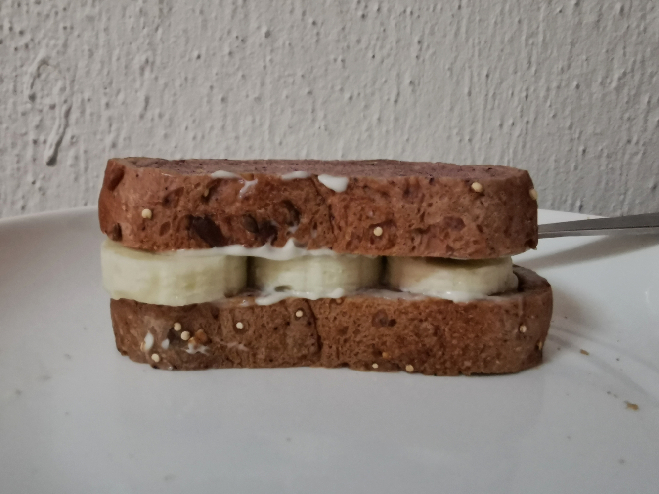 Banana Mayonnaise Sandwich The disgusting sandwich that raised US